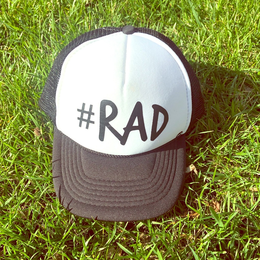 RAD Trucker Hat O/S